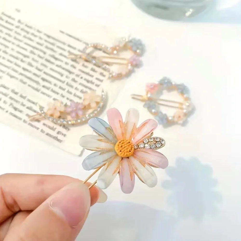 Multicolored floral hair clips 4 piece set